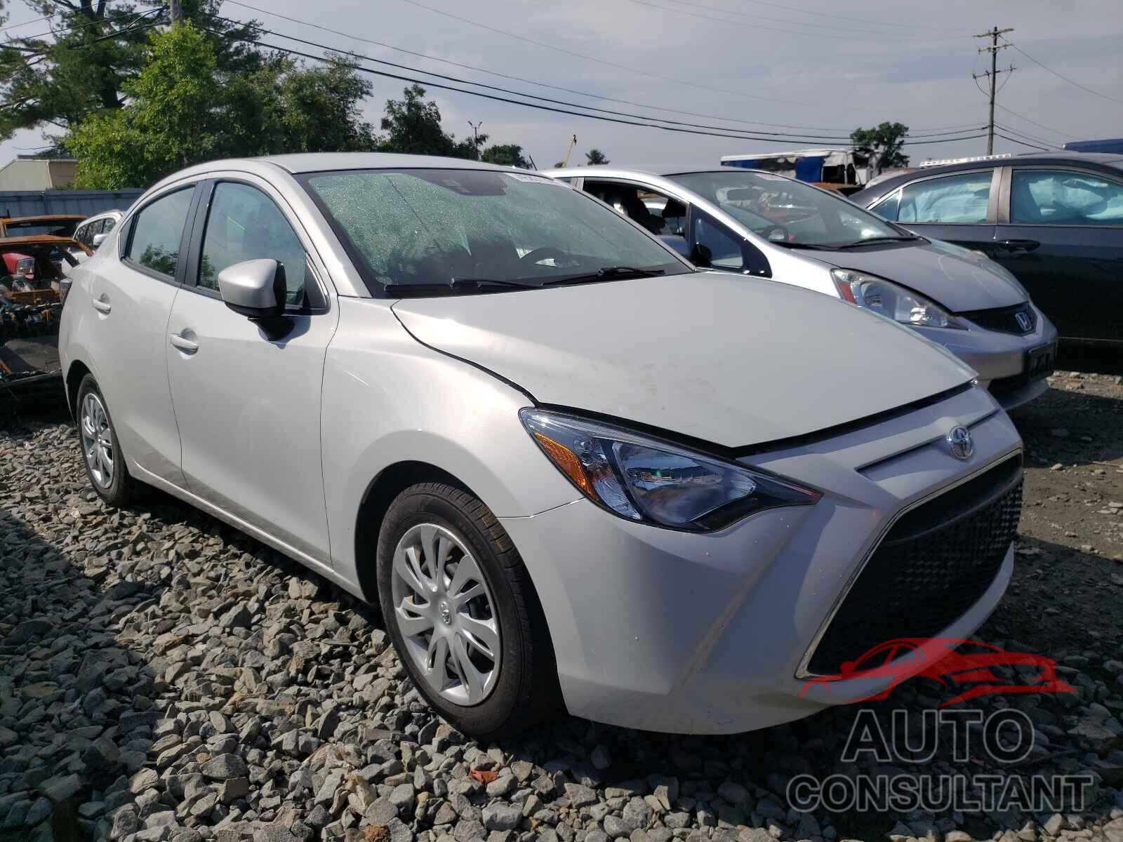TOYOTA YARIS 2019 - 3MYDLBYV9KY517909