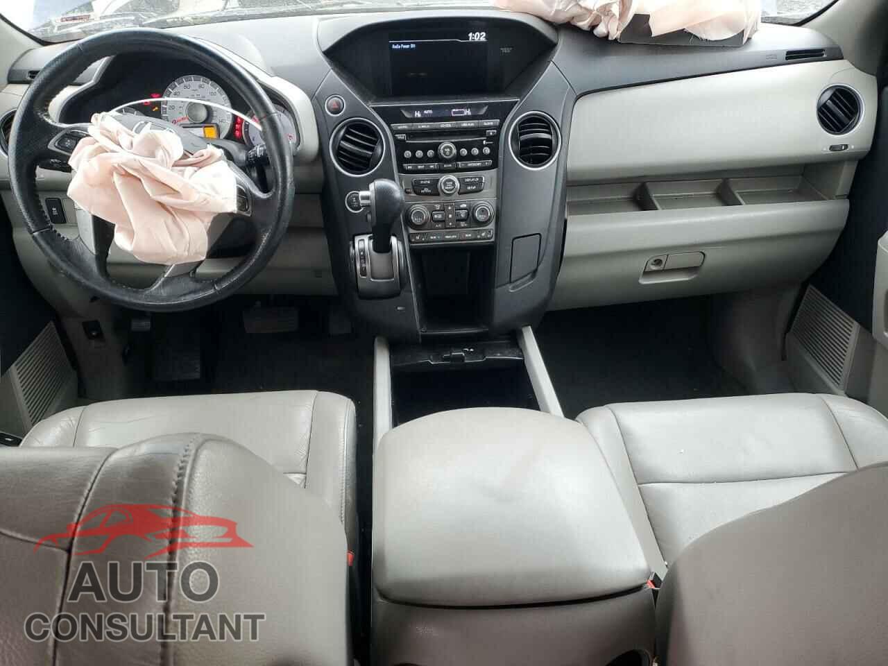 HONDA PILOT 2015 - 5FNYF4H55FB070774
