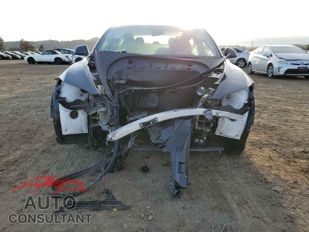 TESLA MODEL 3 2024 - 5YJ3E1EB5RF753911