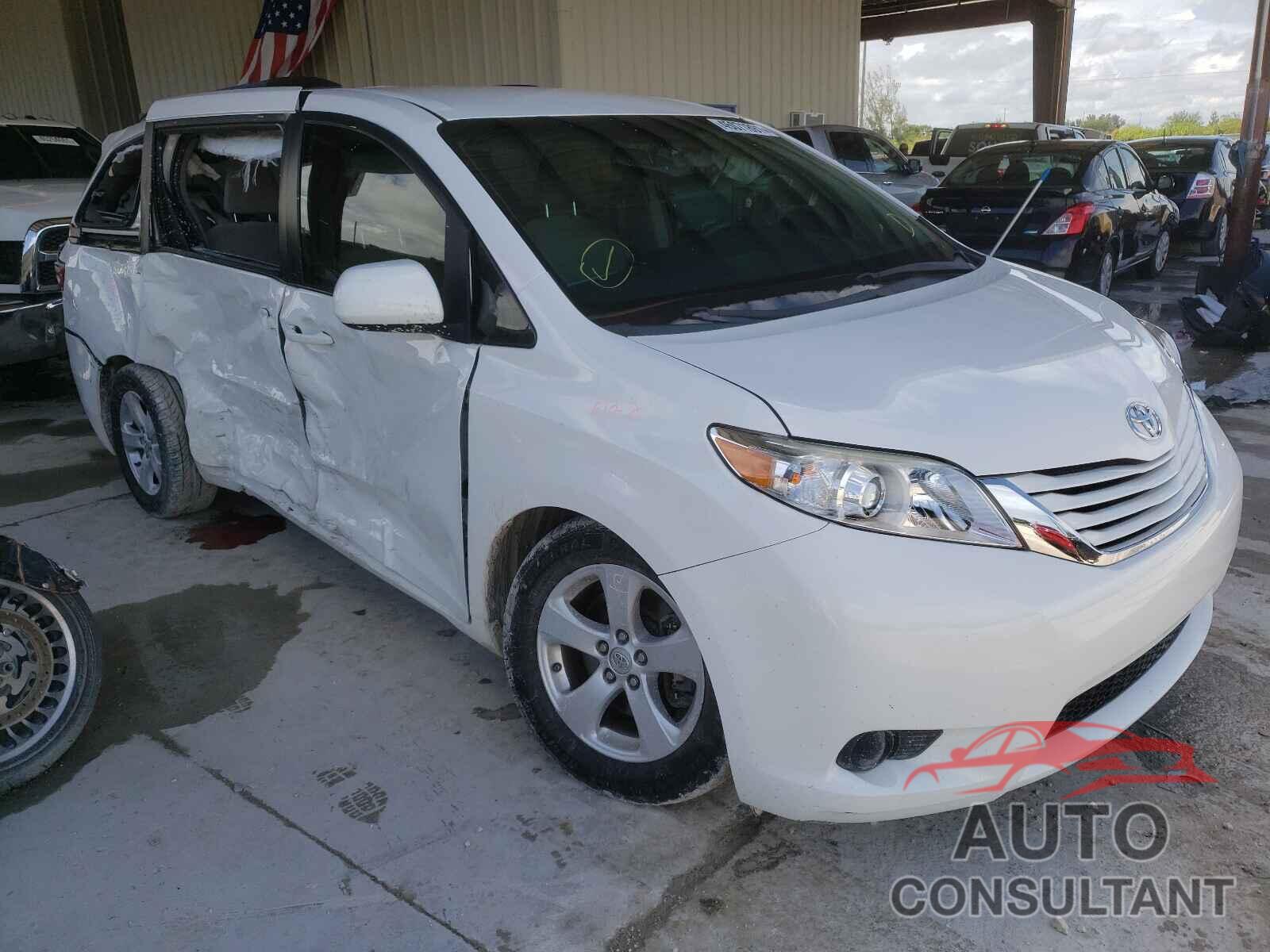 TOYOTA SIENNA 2017 - 5TDKZ3DC0HS889458