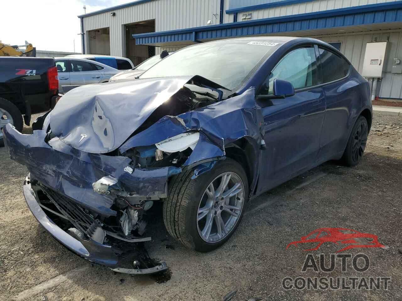 TESLA MODEL Y 2023 - 7SAYGDEE6PF664036