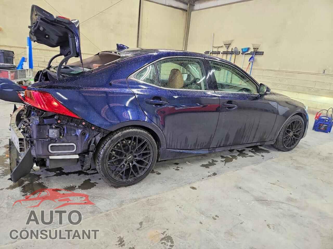 LEXUS IS 2017 - JTHCM1D28H5025857
