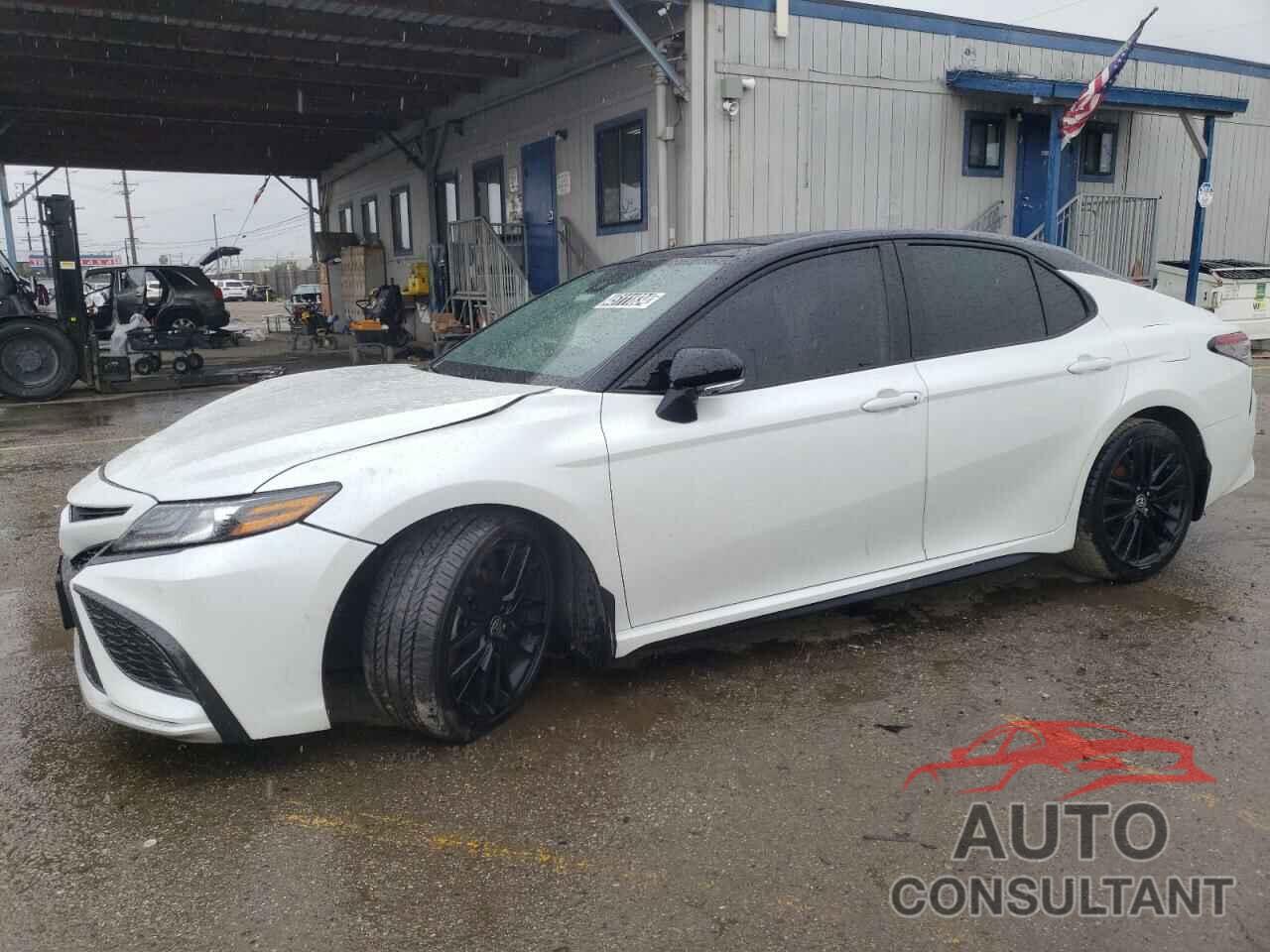 TOYOTA CAMRY 2023 - 4T1KZ1AK1PU075762