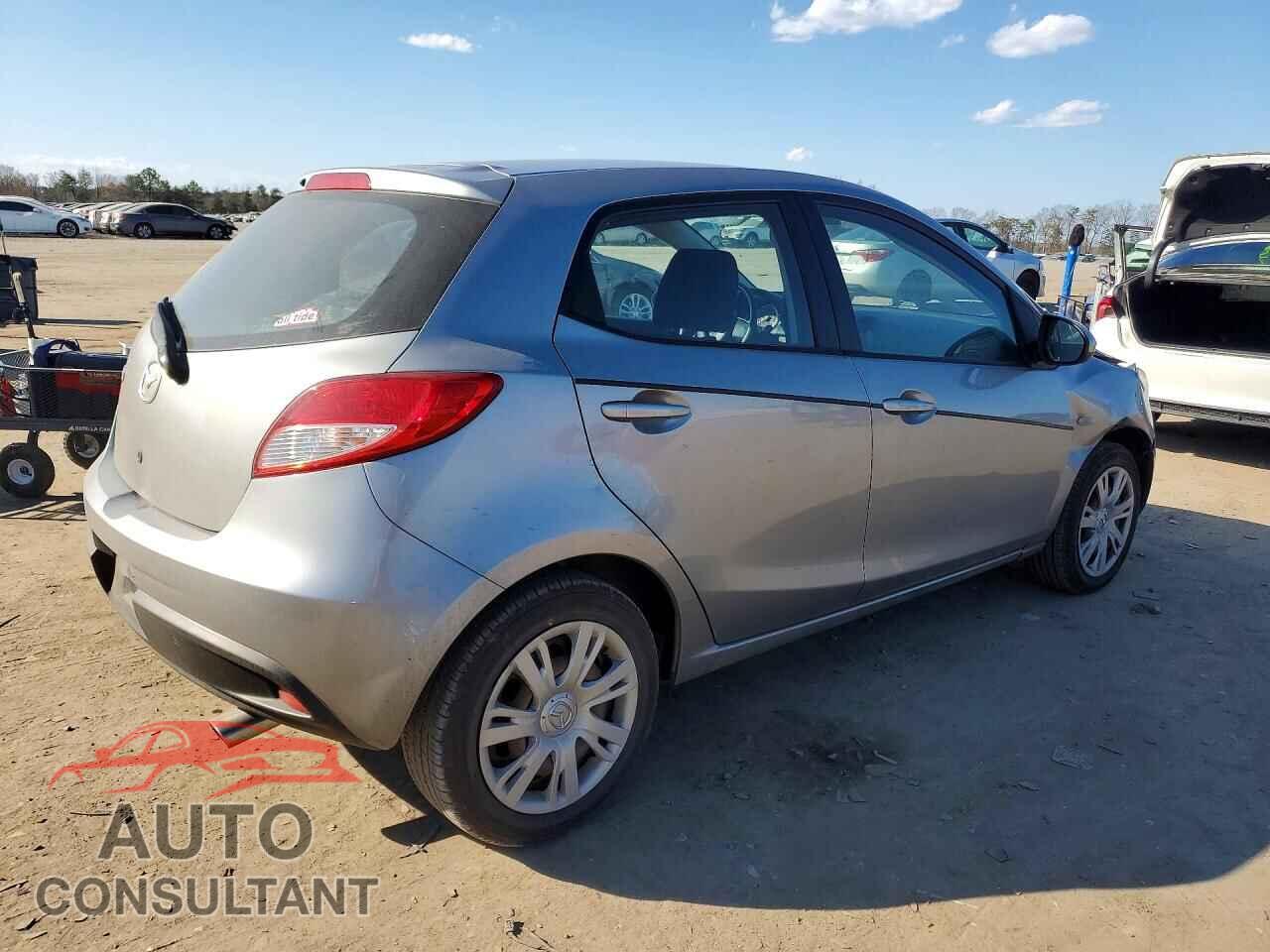 MAZDA 2 2013 - JM1DE1KZ9D0166138