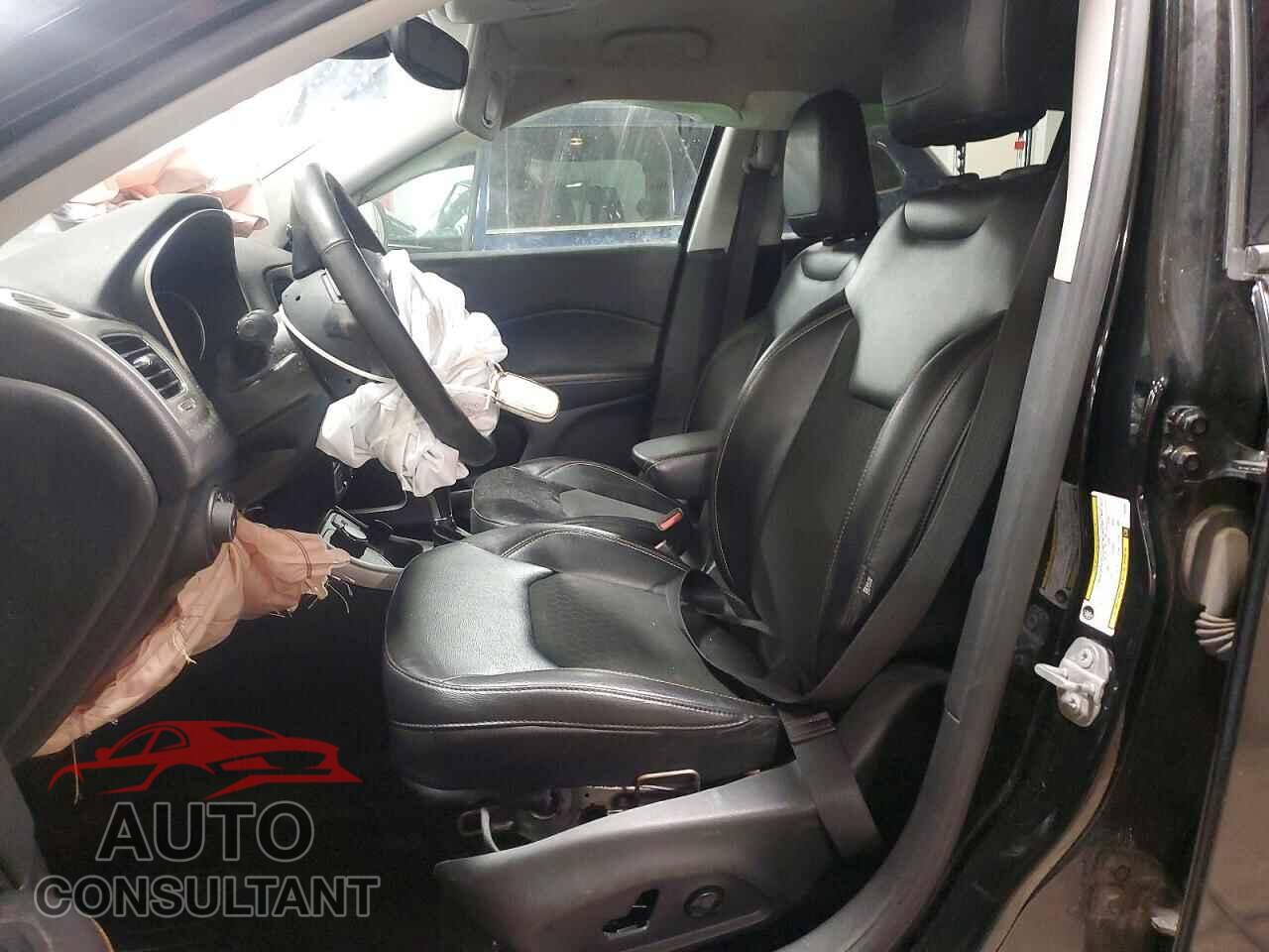 JEEP COMPASS 2018 - 3C4NJDBB3JT180698