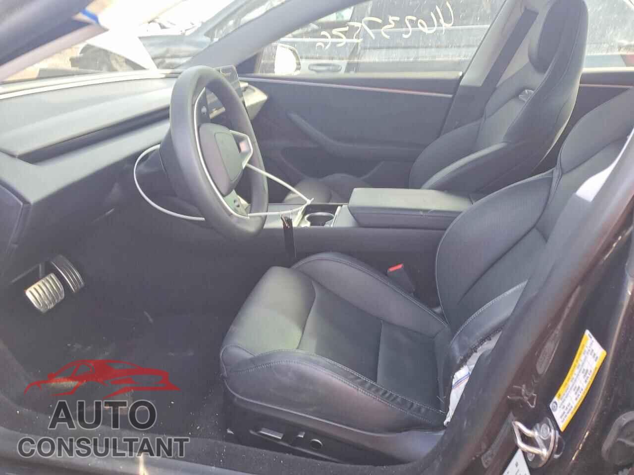 TESLA MODEL 3 2024 - 5YJ3E1ET7RF845448