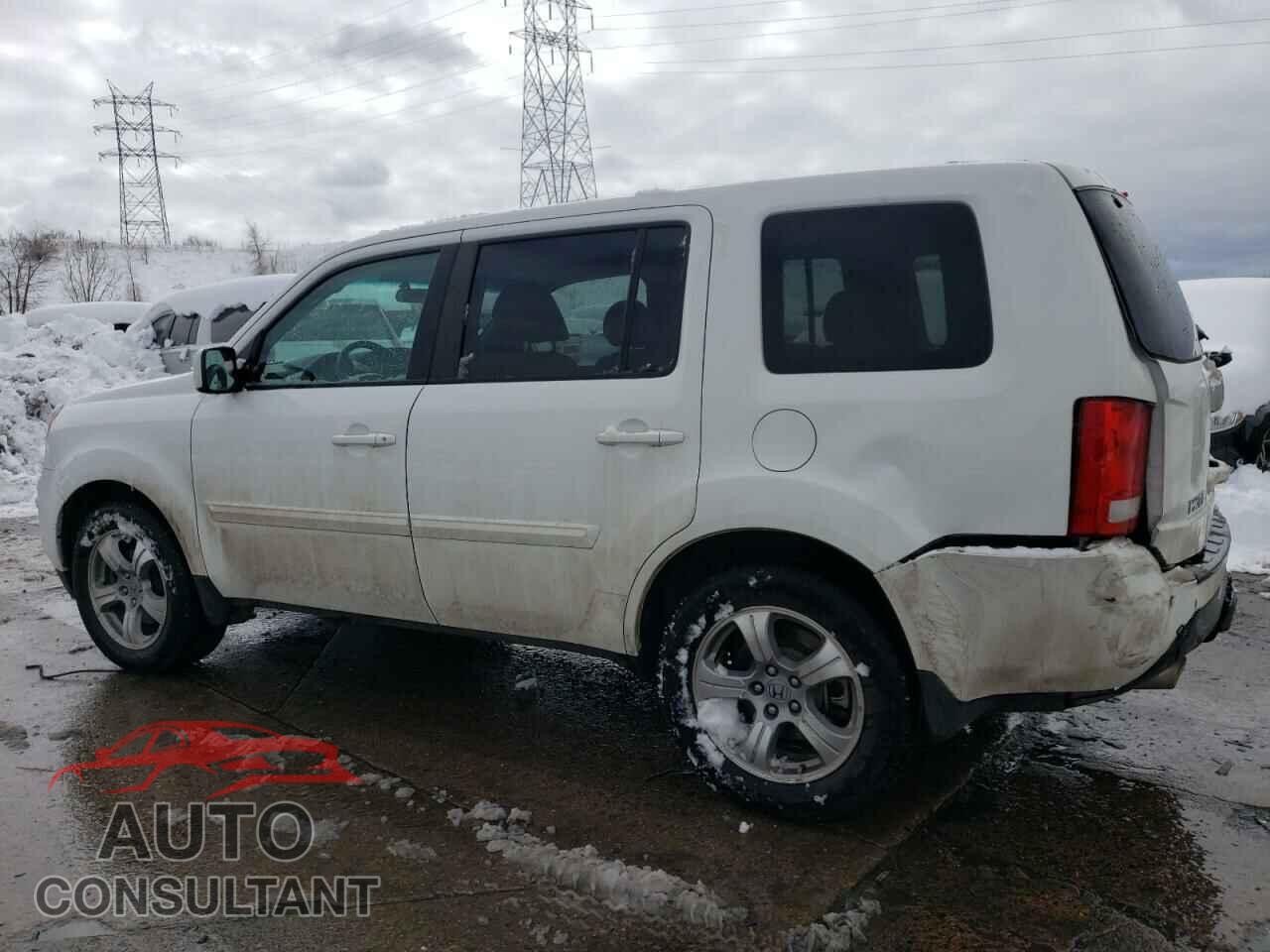 HONDA PILOT 2015 - 5FNYF4H48FB061266