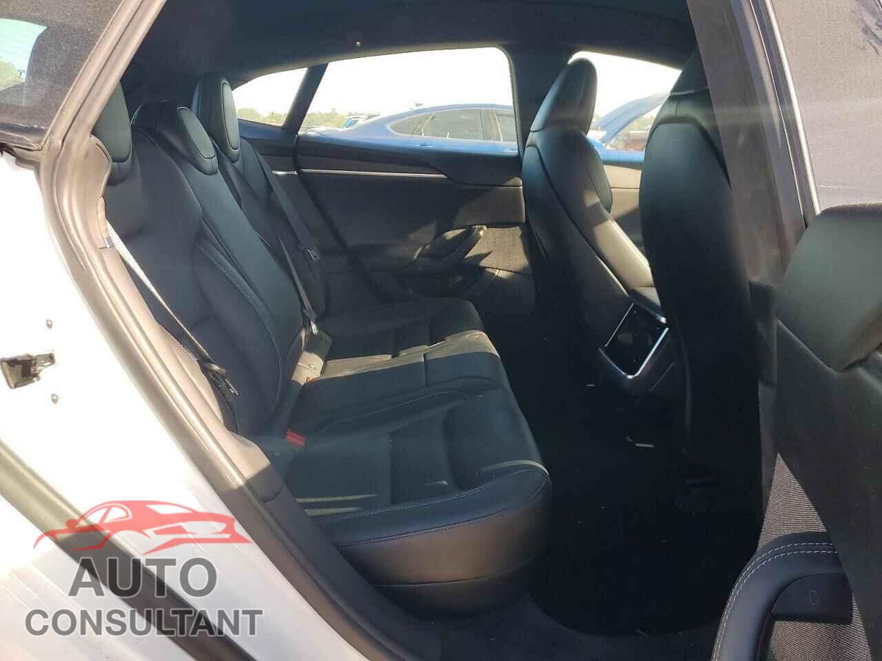 TESLA MODEL S 2021 - 5YJSA1E67MF431855