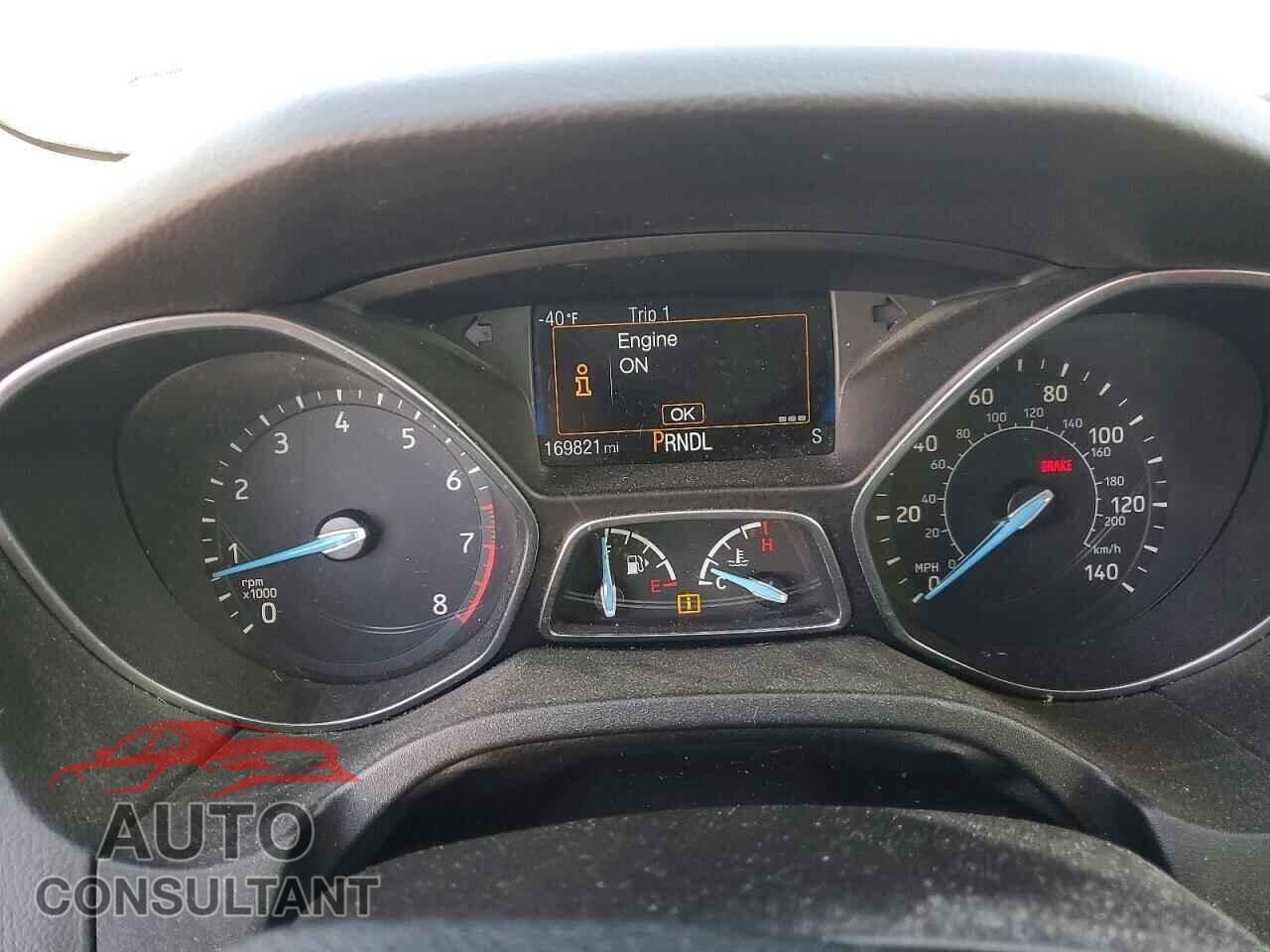 FORD FOCUS 2015 - 1FADP3K27FL244559
