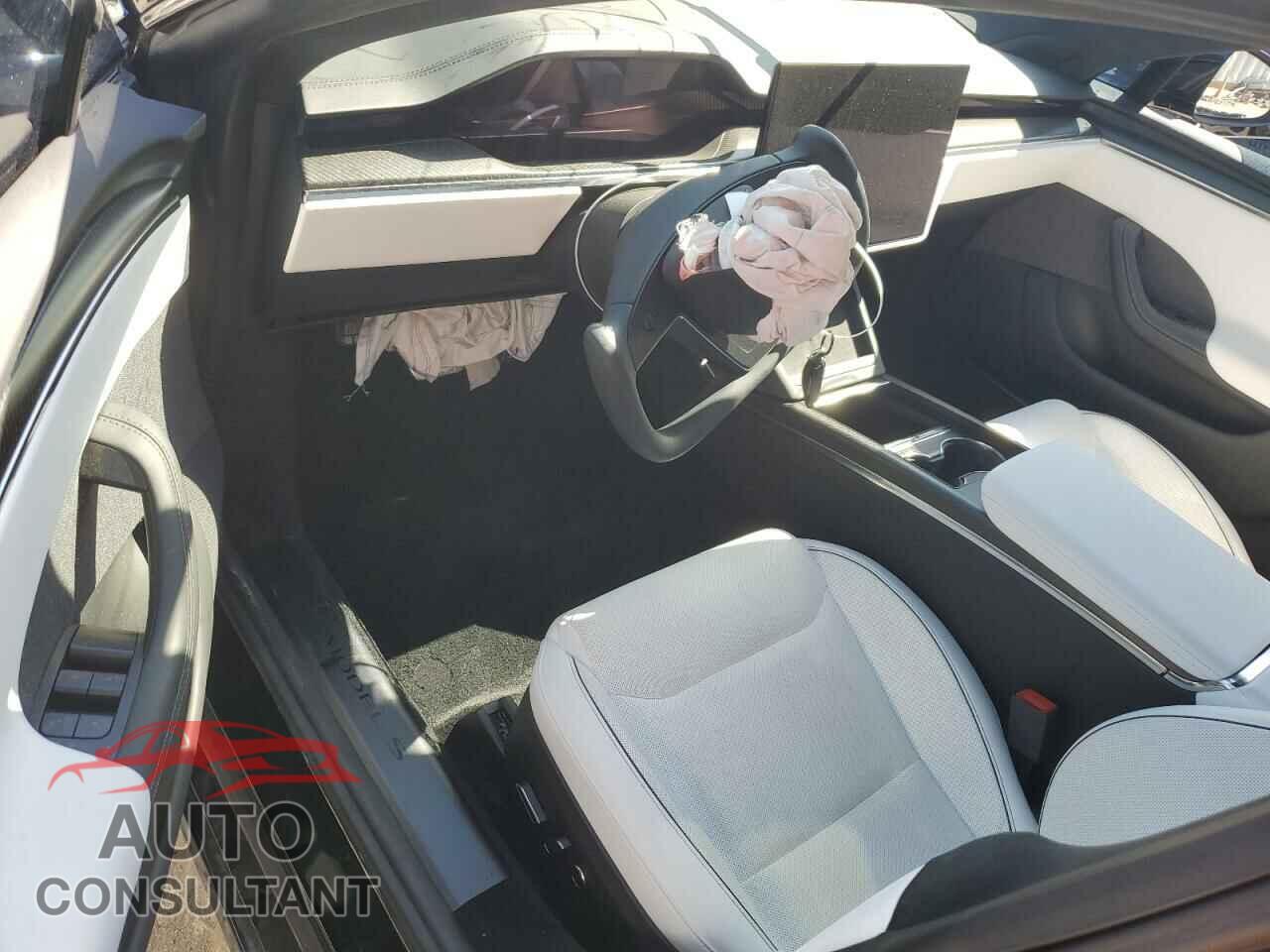 TESLA MODEL S 2022 - 5YJSA1E61NF459751