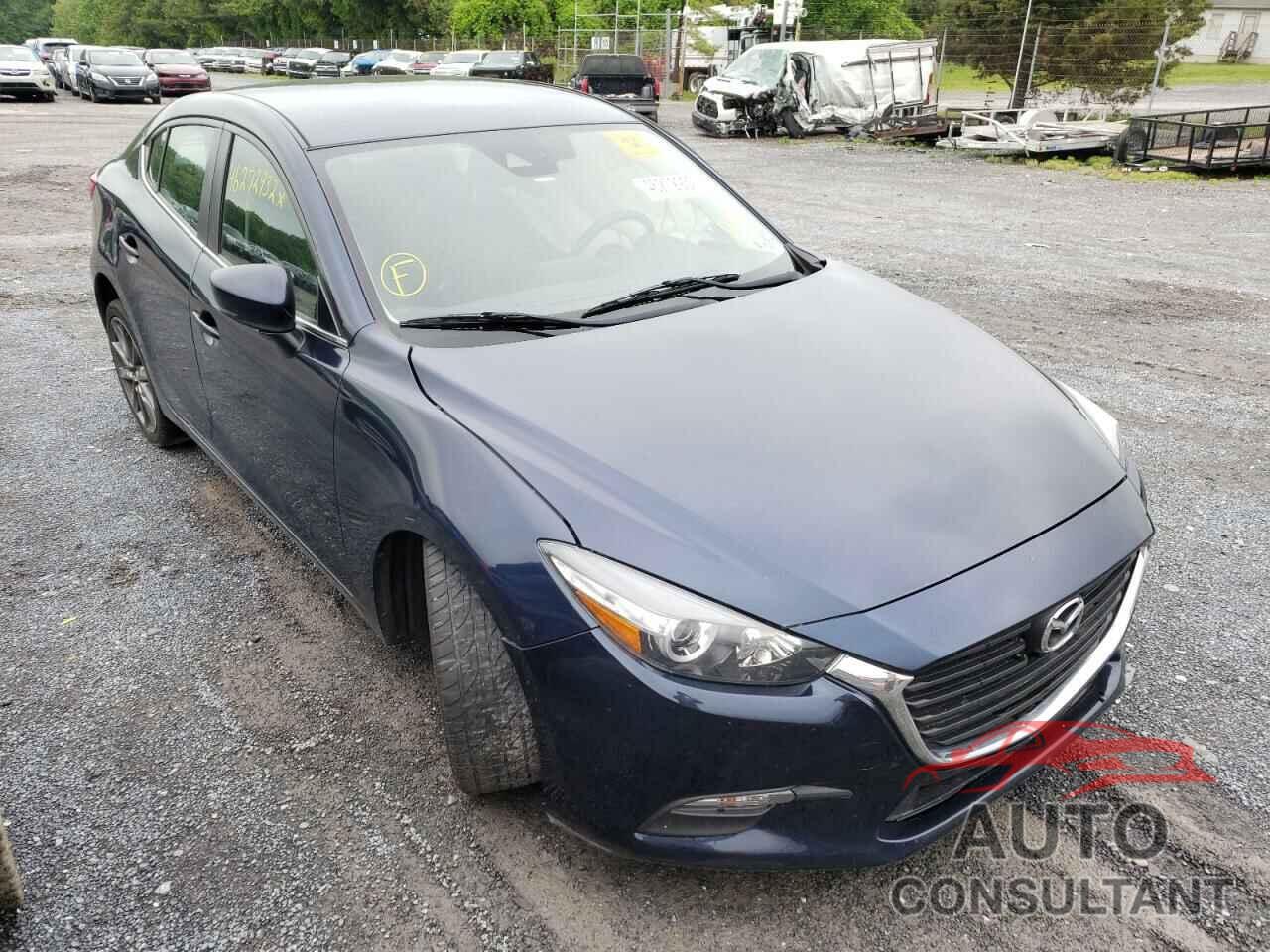 MAZDA 3 2018 - 3MZBN1V31JM192706