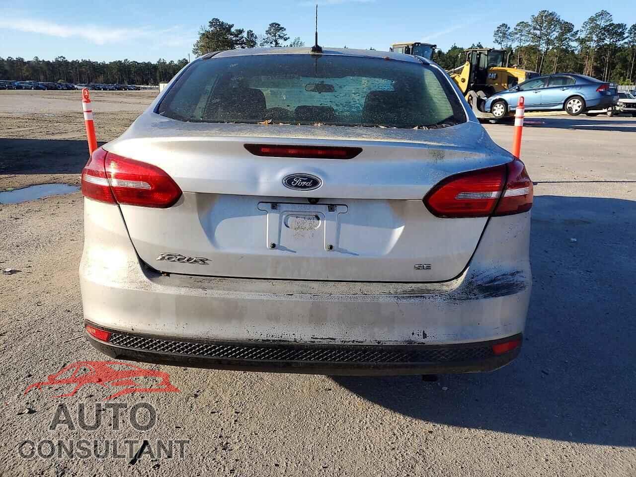 FORD FOCUS 2017 - 1FADP3F27HL336512