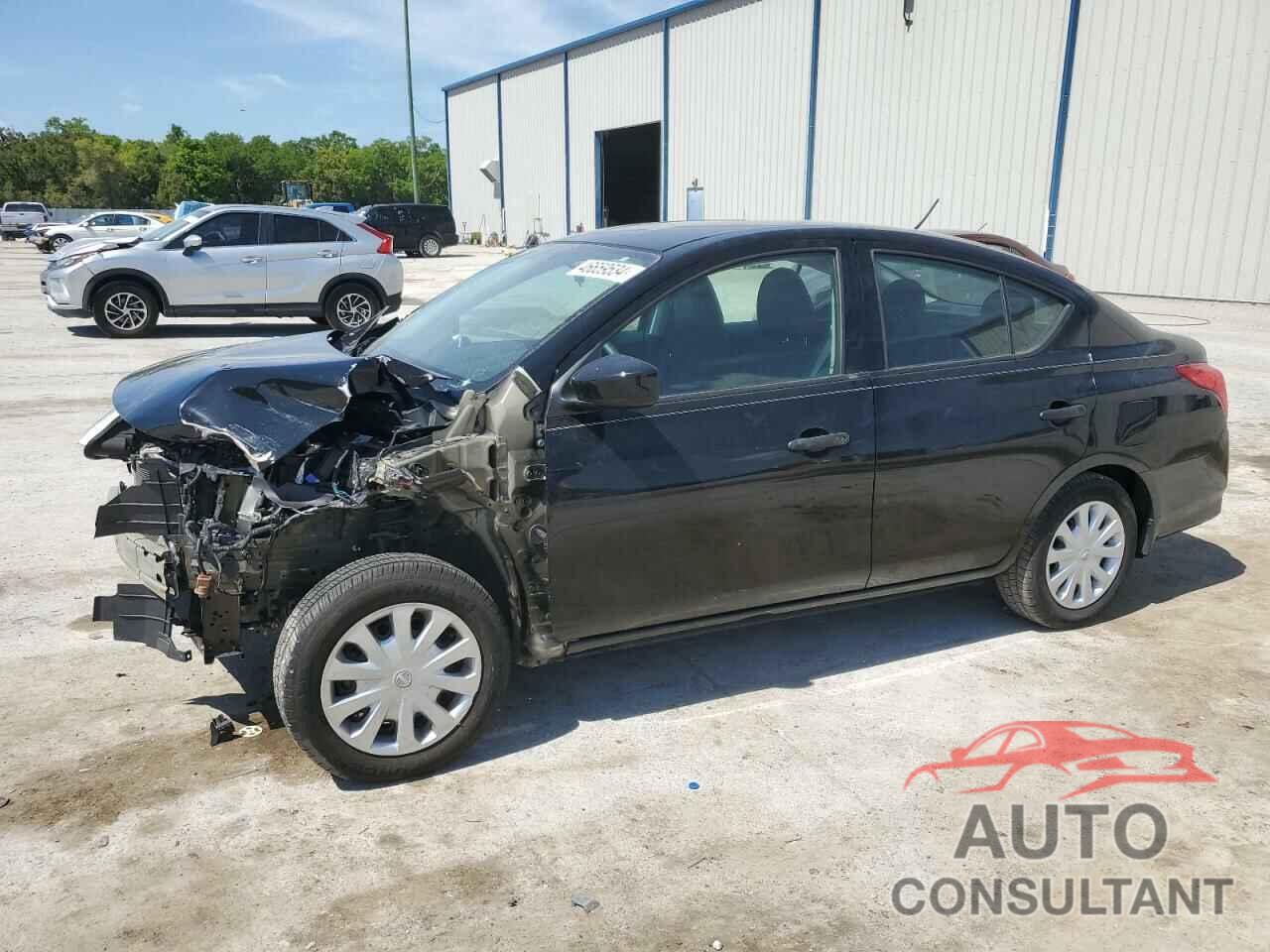 NISSAN VERSA 2019 - 3N1CN7AP7KL872817