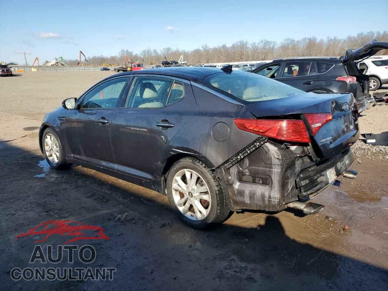 KIA OPTIMA 2011 - KNAGN4A69B5131778