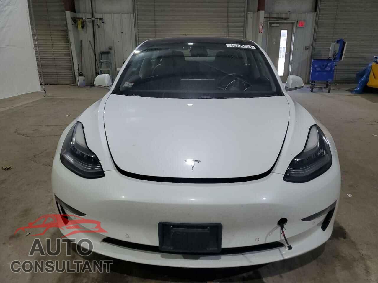 TESLA MODEL 3 2018 - 5YJ3E1EB4JF067508