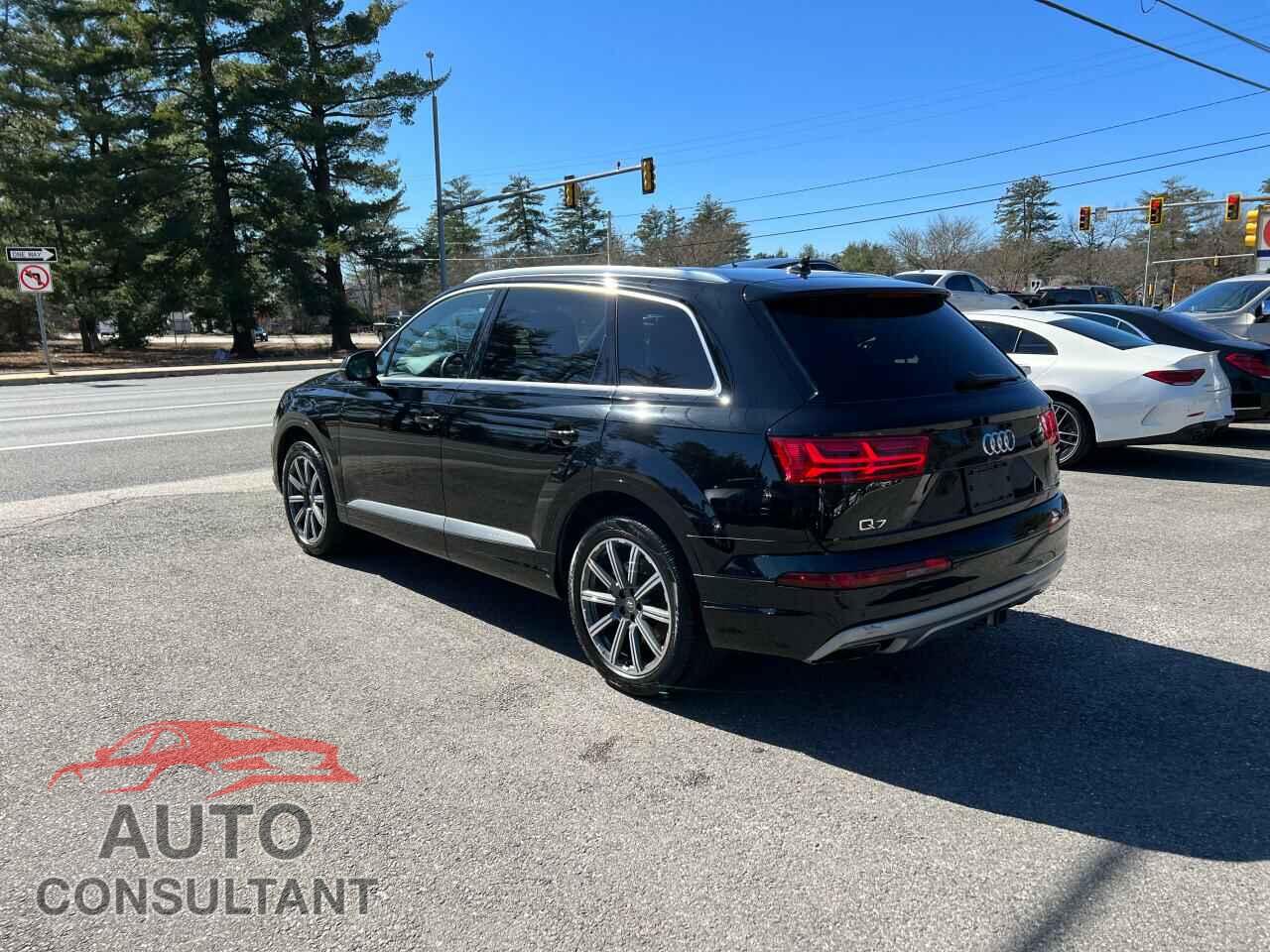 AUDI Q7 2017 - WA1AAAF72HD012015