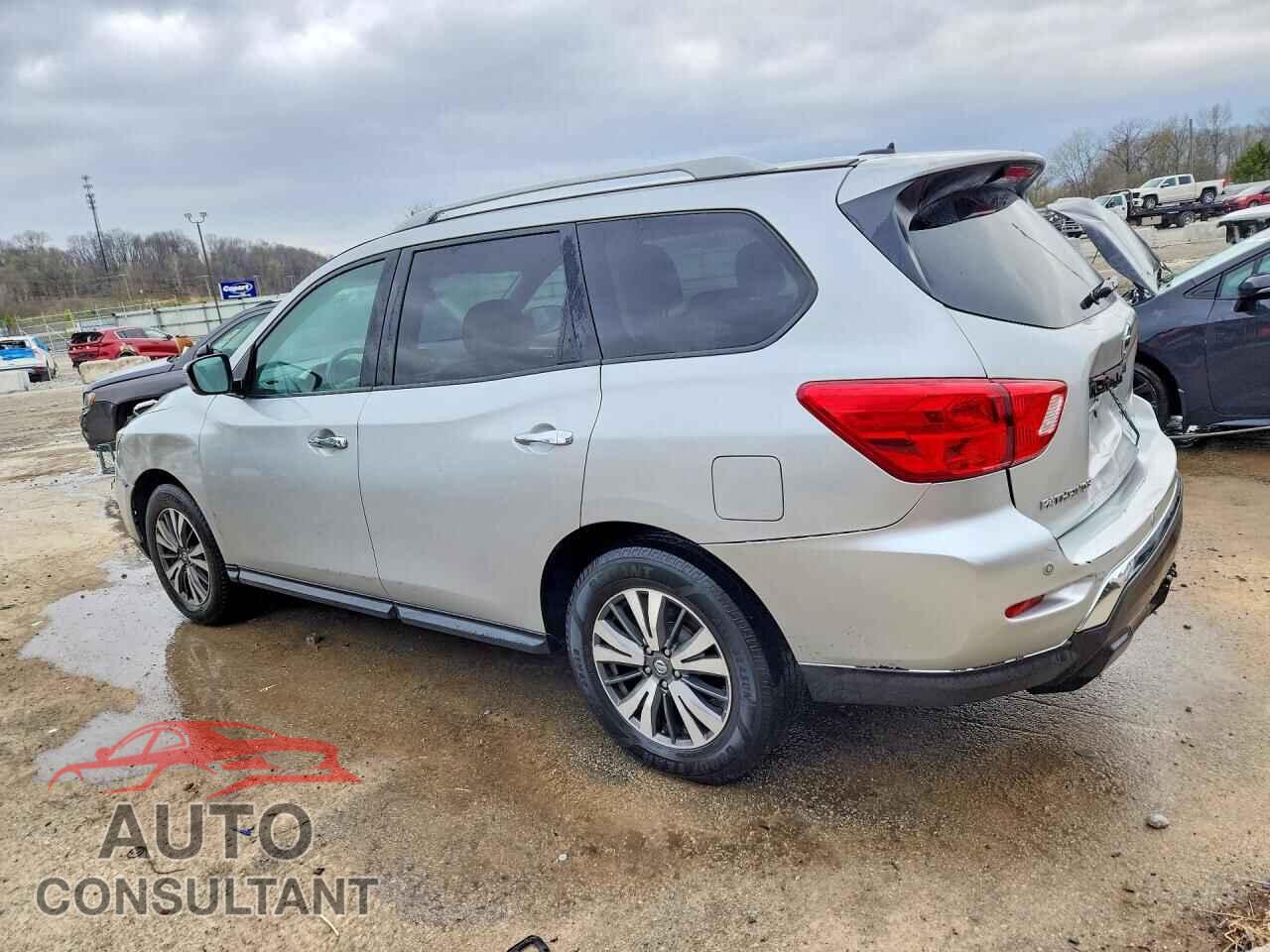 NISSAN PATHFINDER 2017 - 5N1DR2MN2HC673127