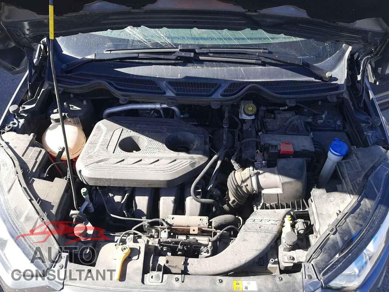 FORD ECOSPORT 2019 - MAJ6S3KL3KC285684