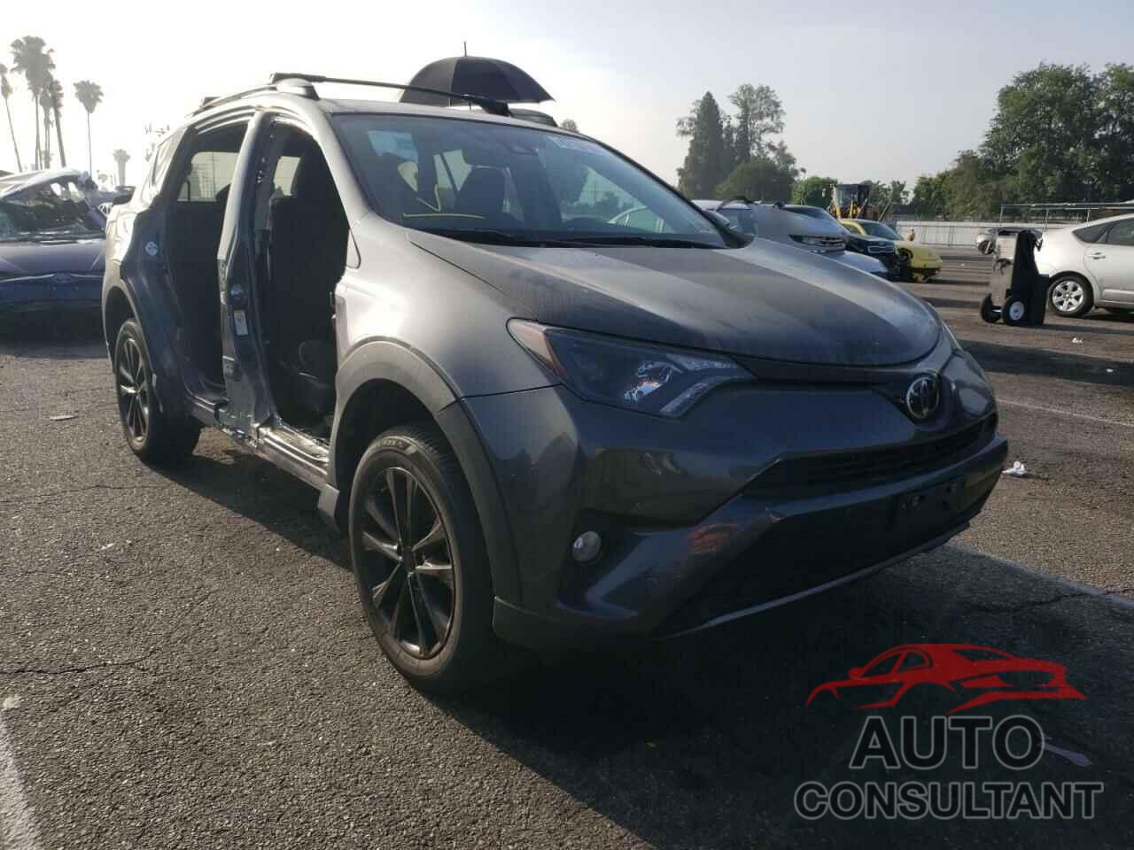 TOYOTA RAV4 2018 - 2T3RFREV1JW841840