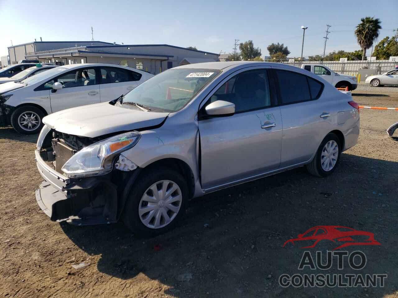 NISSAN VERSA 2017 - 3N1CN7AP0HL875826