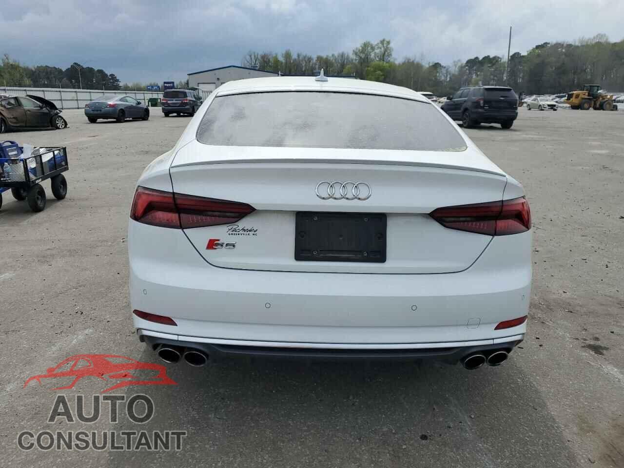 AUDI S5/RS5 2018 - WAUC4CF58JA117582