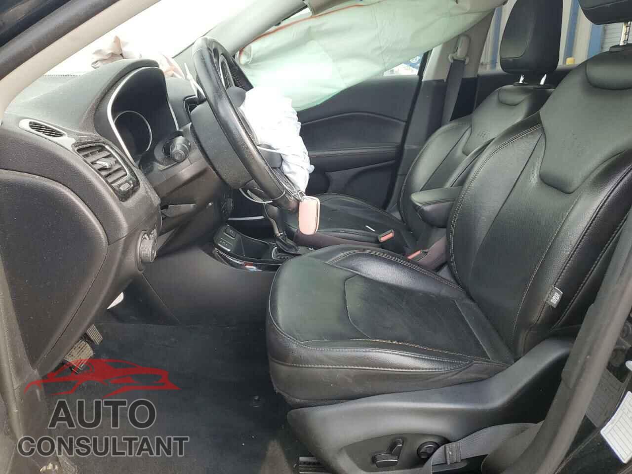 JEEP COMPASS 2019 - 3C4NJCCB7KT676145