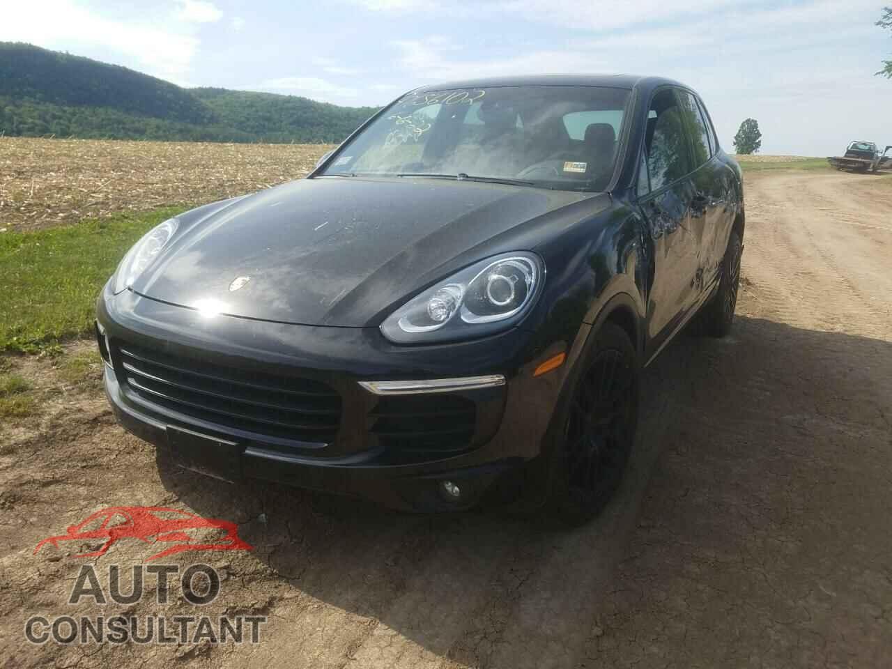 PORSCHE CAYENNE 2016 - WP1AA2A29GLA04634