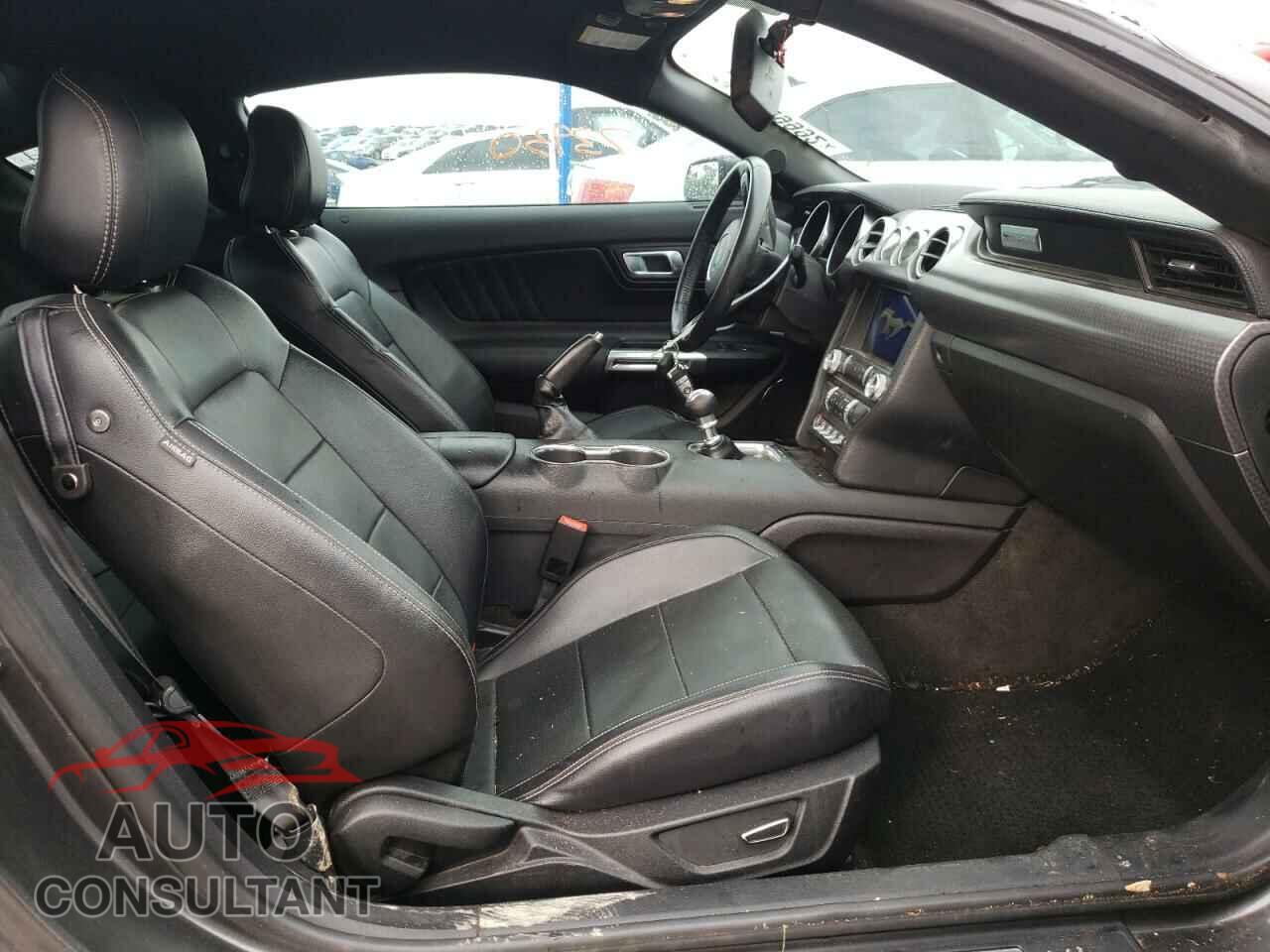 FORD MUSTANG 2018 - 1FA6P8CF5J5127776