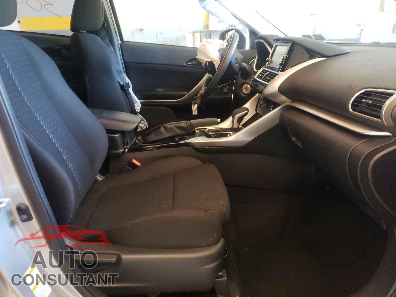 MITSUBISHI ECLIPSE 2020 - JA4AT3AA1LZ033314