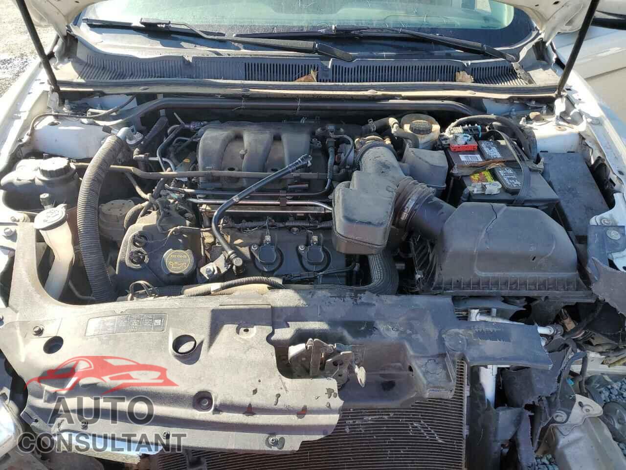FORD TAURUS 2017 - 1FAHP2H83HG117200