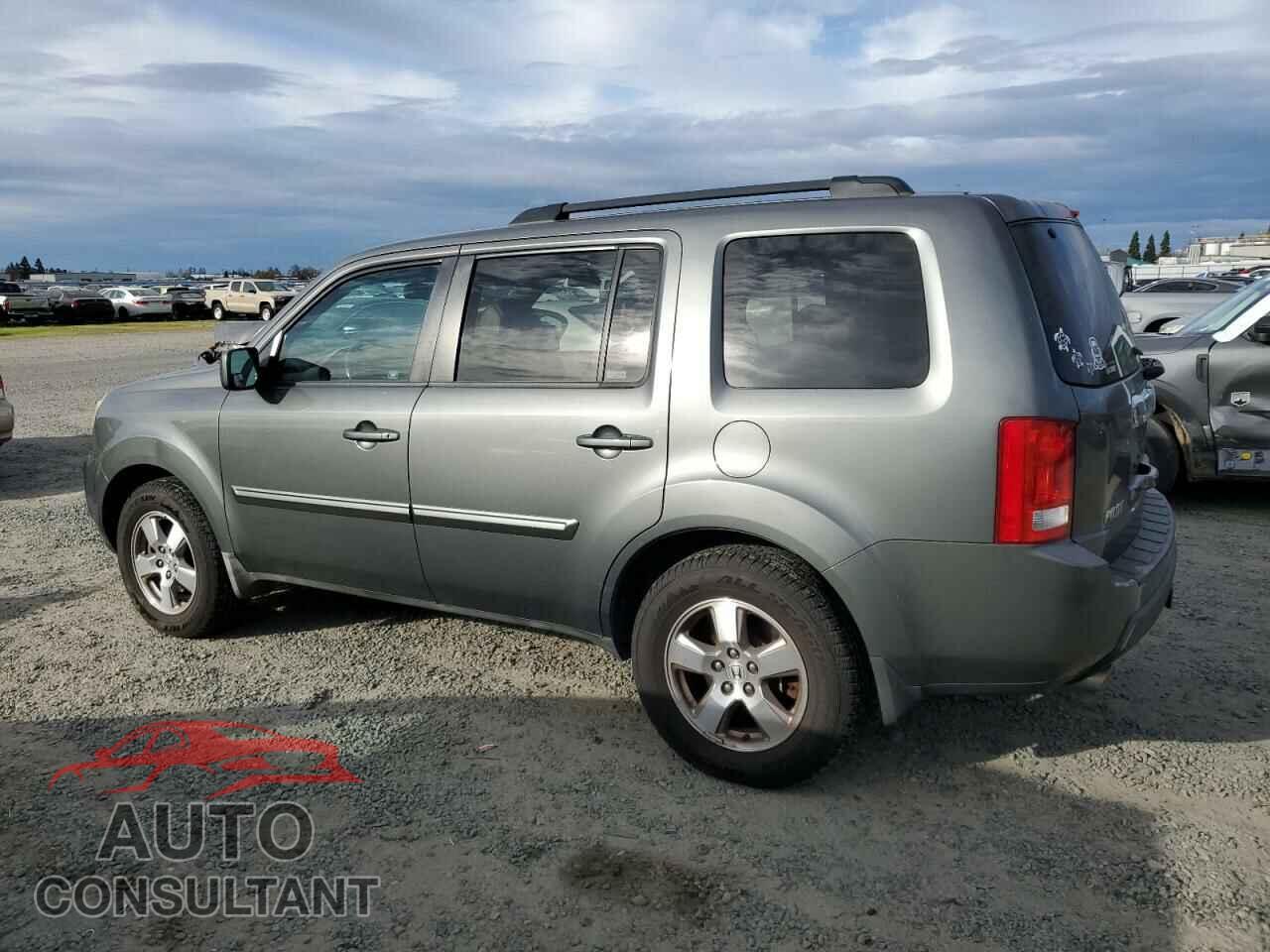 HONDA PILOT 2009 - 5FNYF48609B016800