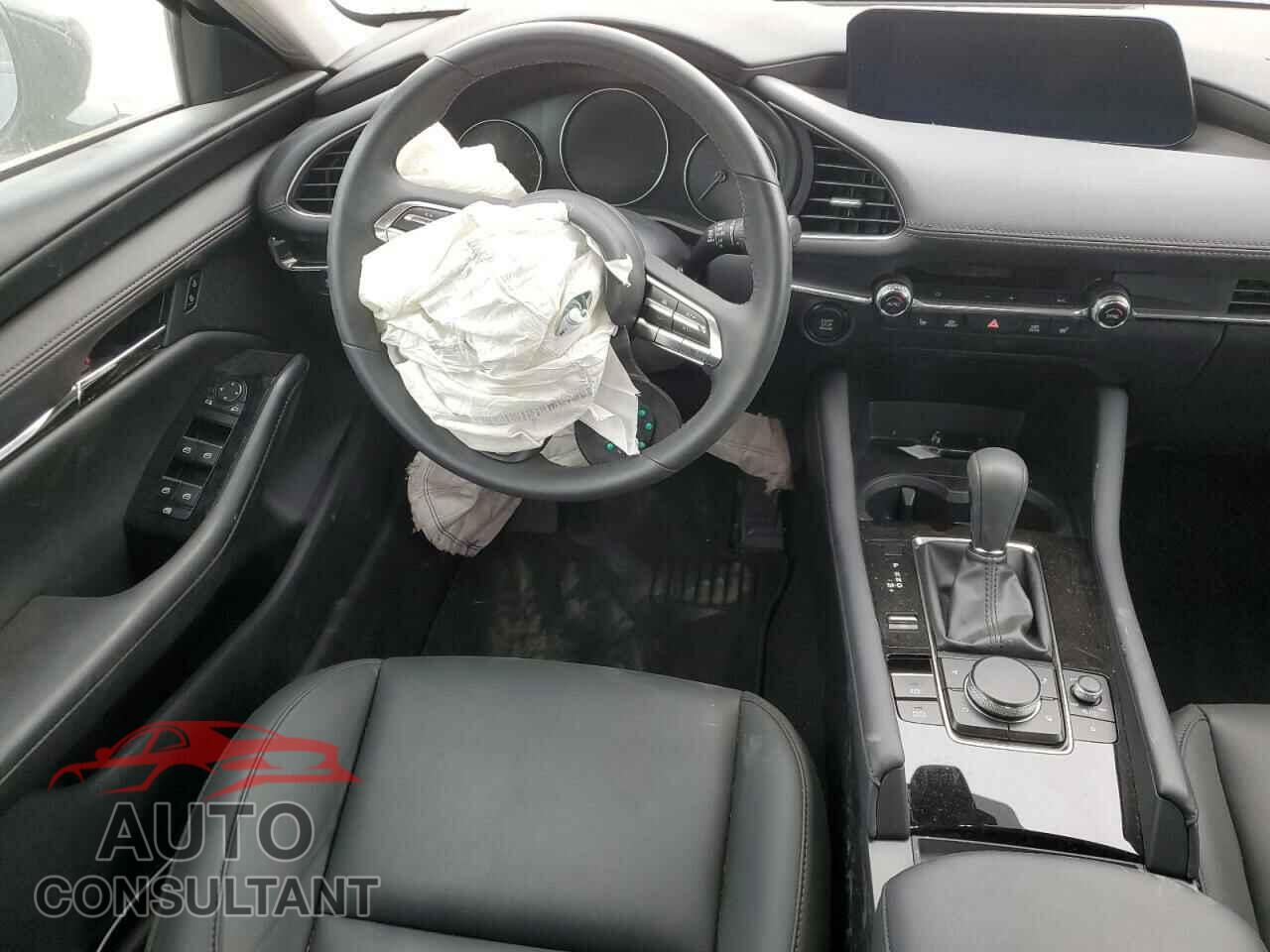 MAZDA 3 2023 - 3MZBPACM5PM373581