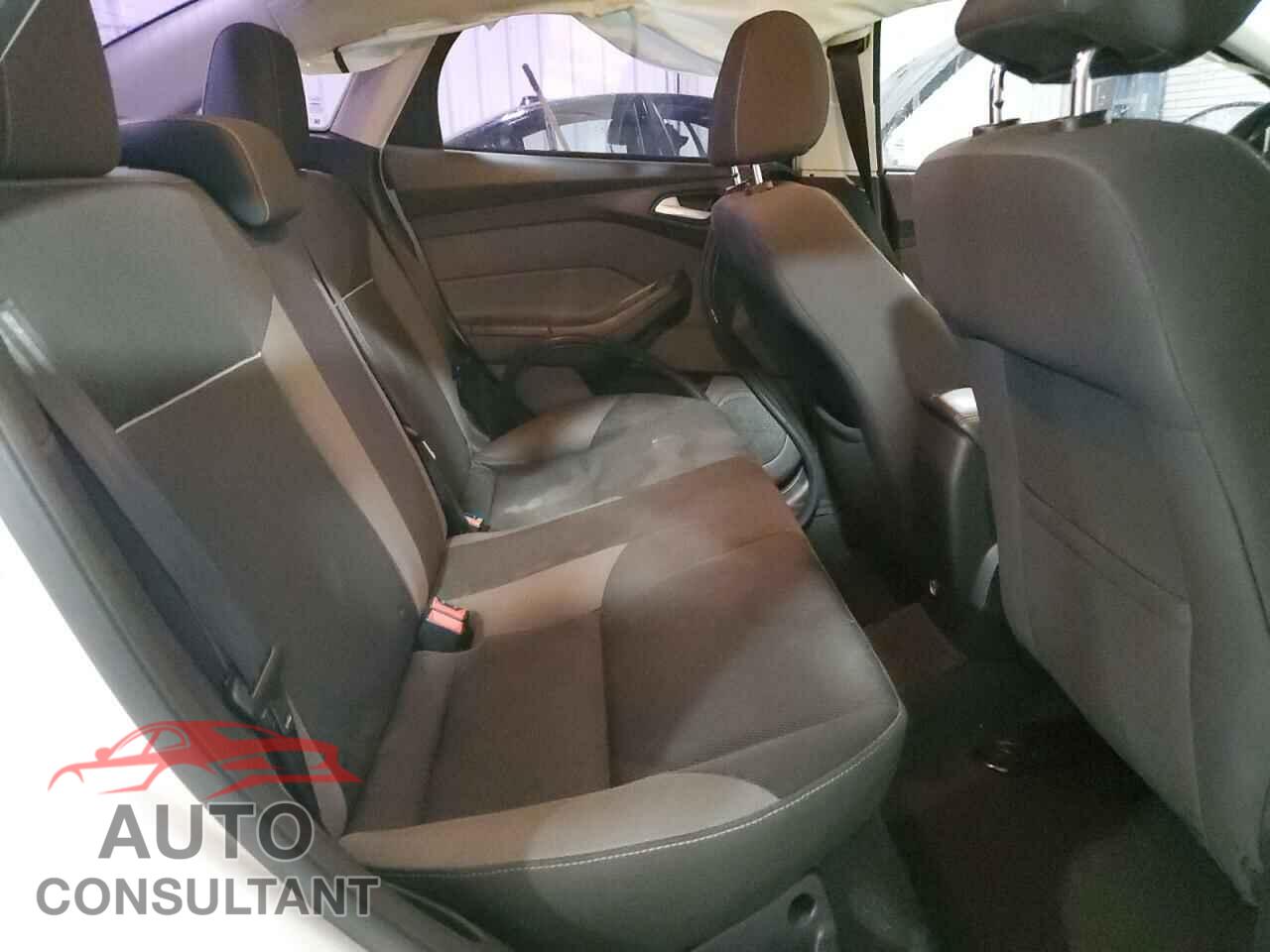 FORD FOCUS 2013 - 1FADP3F26DL341176