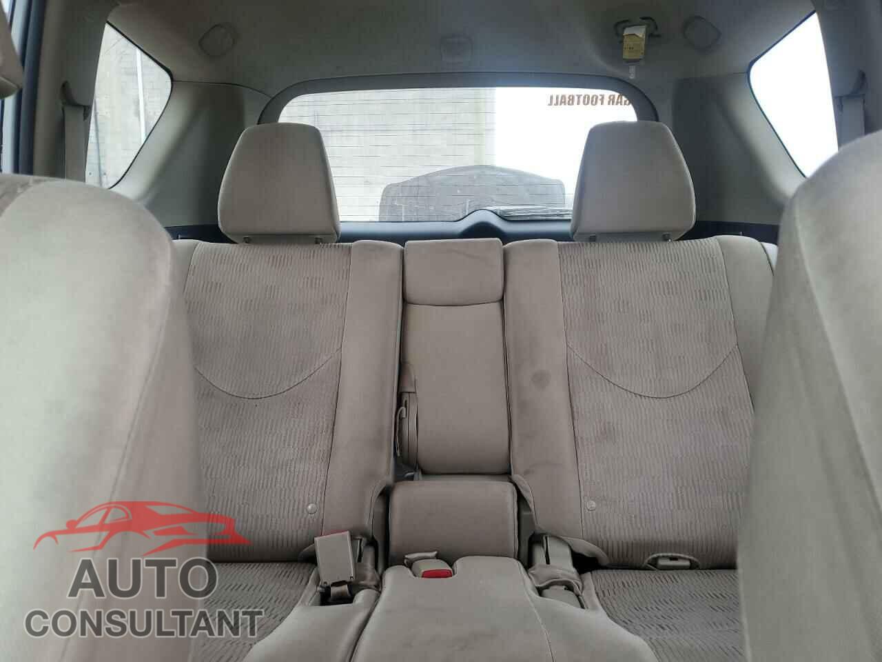 TOYOTA RAV4 2012 - JTMBF4DV5CD043525