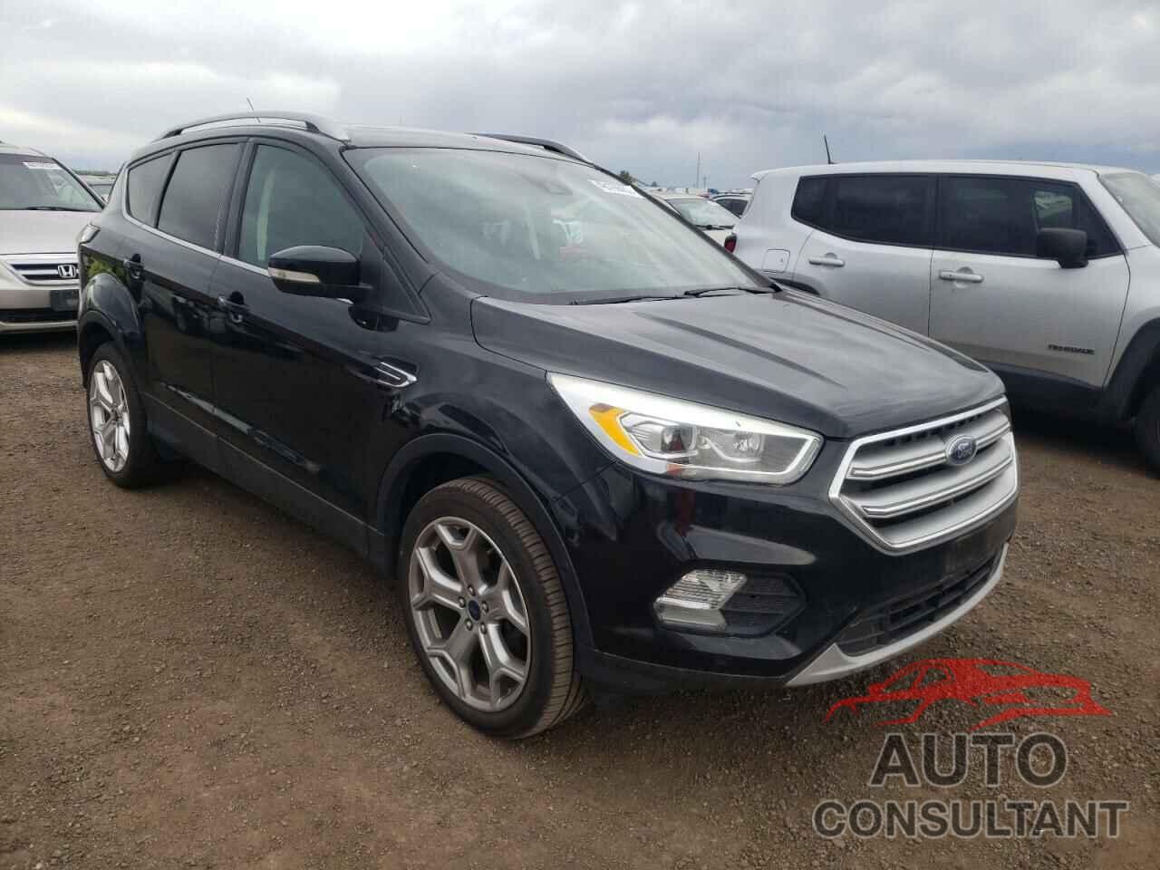 FORD ESCAPE 2017 - 1FMCU9J96HUA48590
