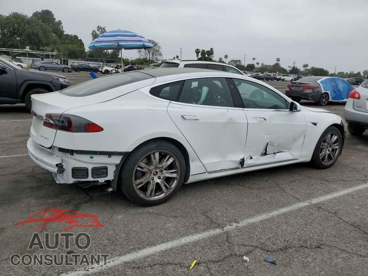 TESLA MODEL S 2021 - 5YJSA1E24MF427775