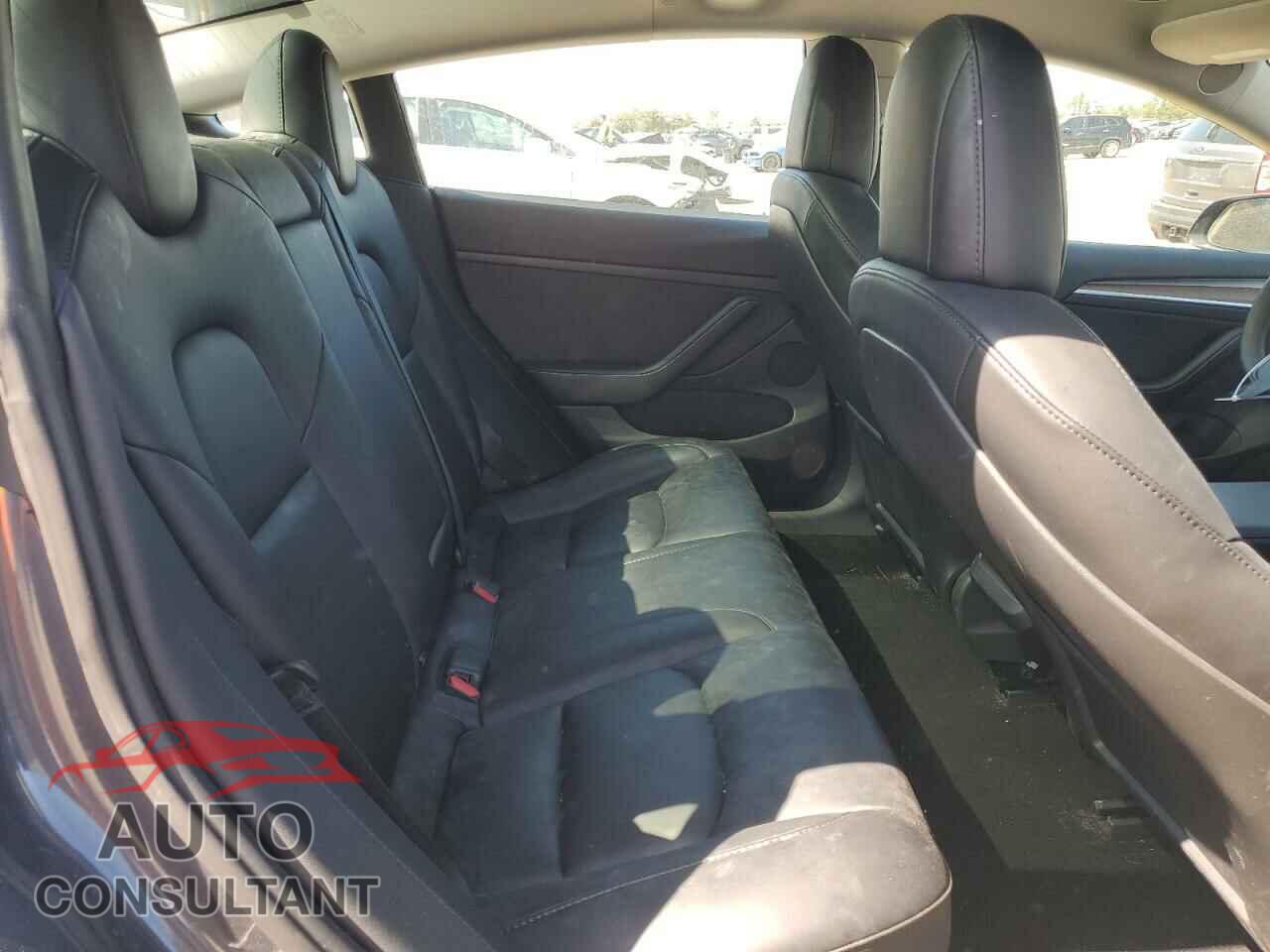 TESLA MODEL 3 2023 - 5YJ3E1EA4PF470596