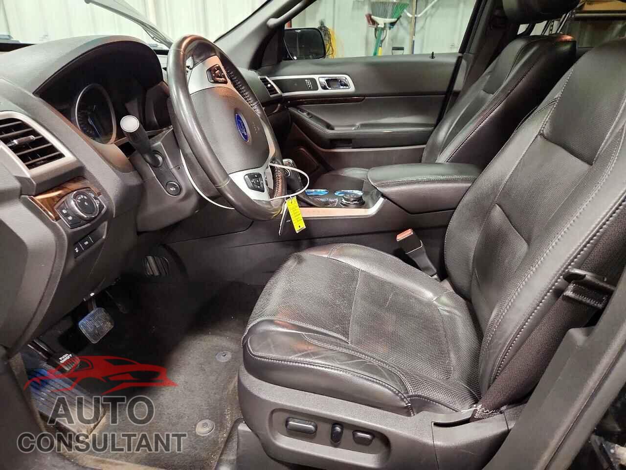 FORD EXPLORER 2012 - 1FMHK8F84CGA71847