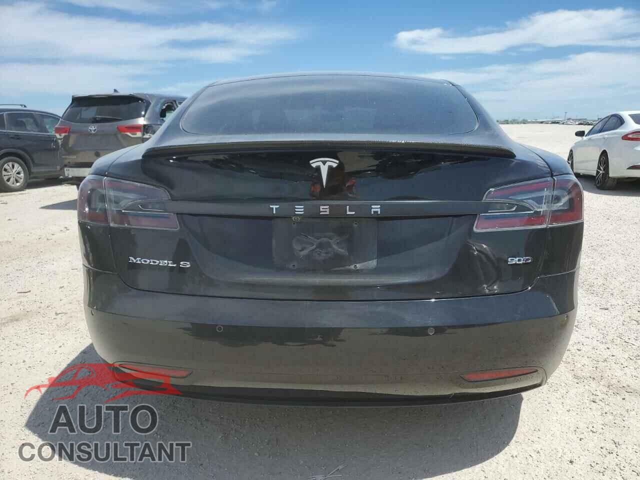 TESLA MODEL S 2017 - 5YJSA1E26HF190759