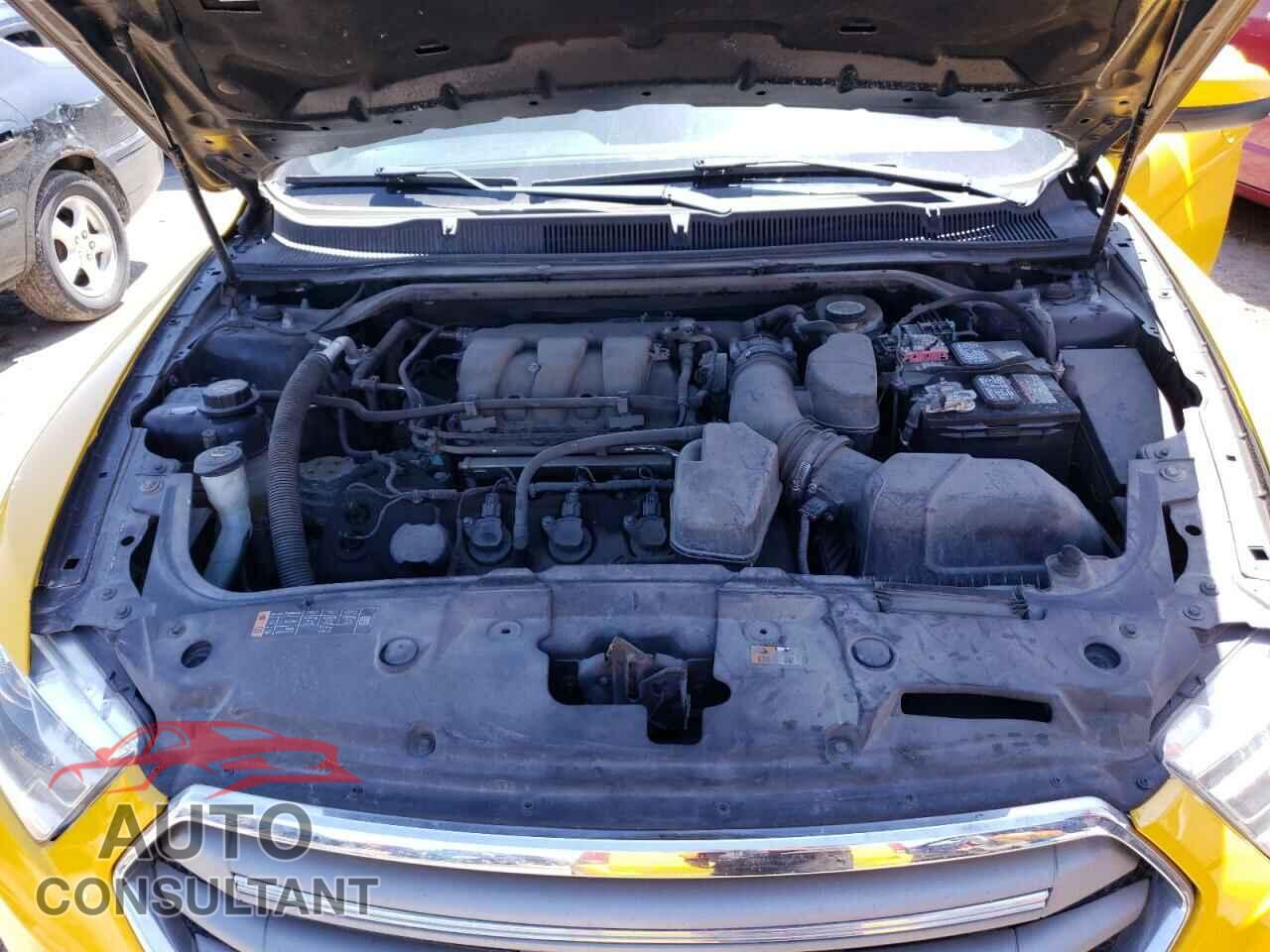 FORD TAURUS 2015 - 1FAHP2E80FG195077