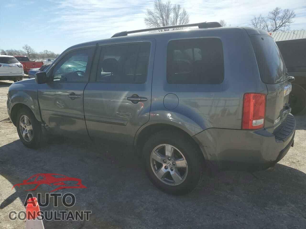 HONDA PILOT 2011 - 5FNYF3H57BB018700