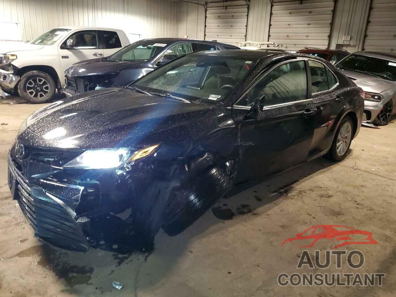 TOYOTA CAMRY 2021 - 4T1C11AK8MU582617