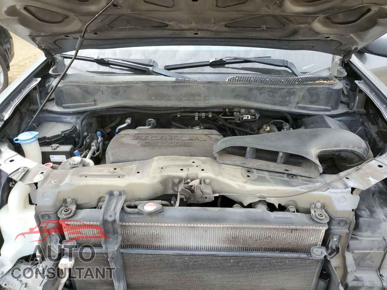 HONDA PILOT 2013 - 5FNYF4H4XDB032851