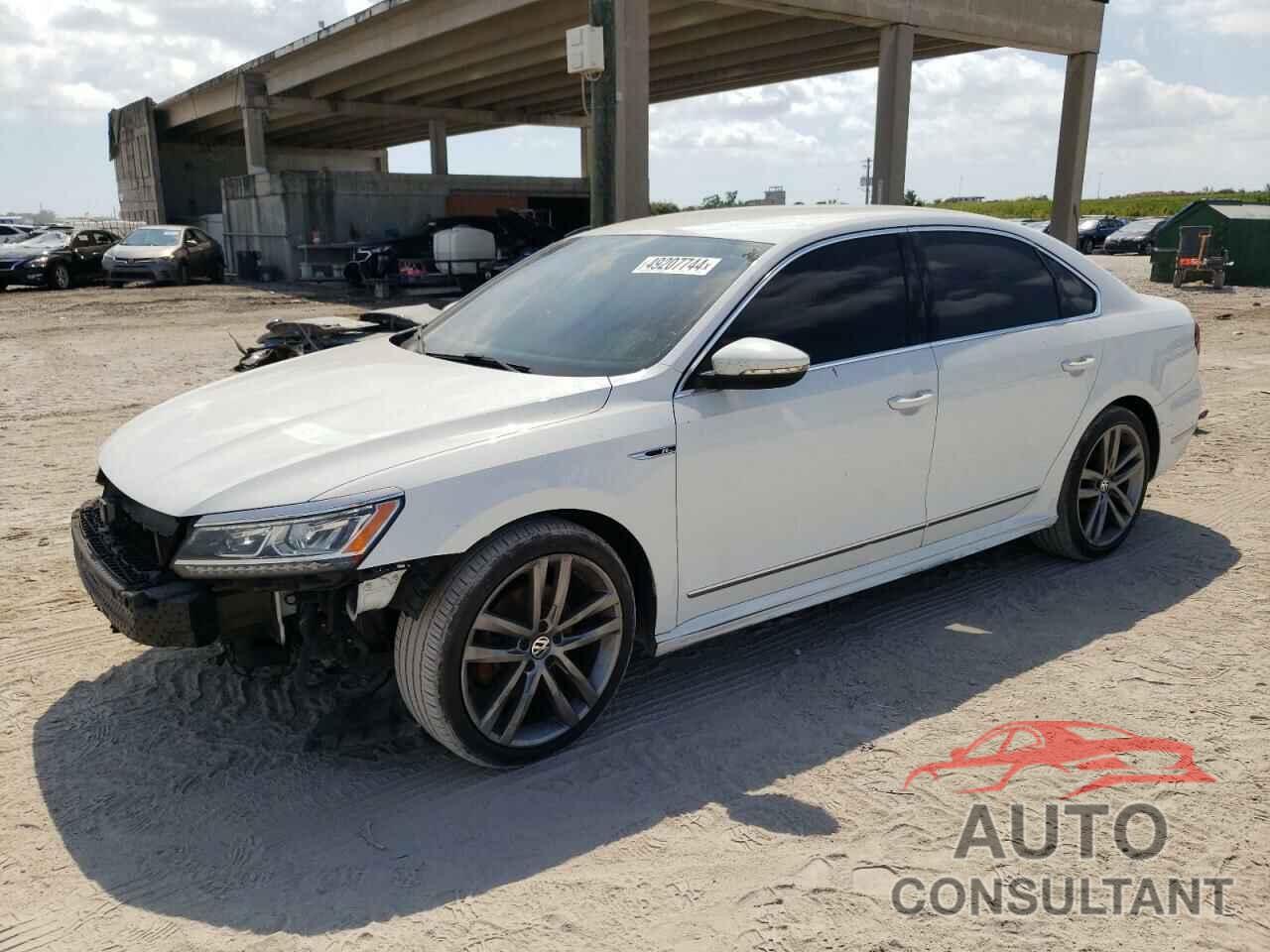 VOLKSWAGEN PASSAT 2017 - 1VWDT7A39HC063809