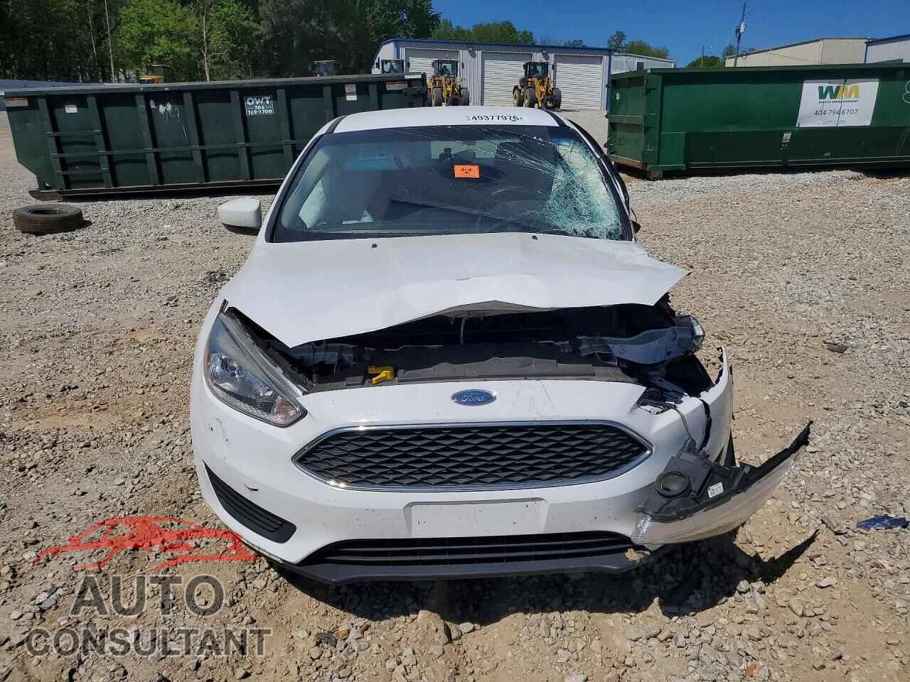 FORD FOCUS 2018 - 1FADP3F28JL284426