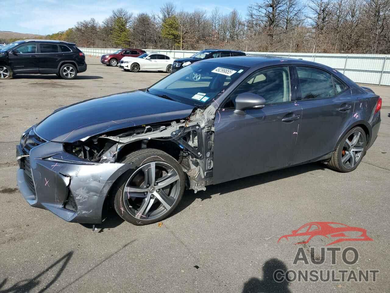 LEXUS IS 2018 - JTHC81D29J5027255
