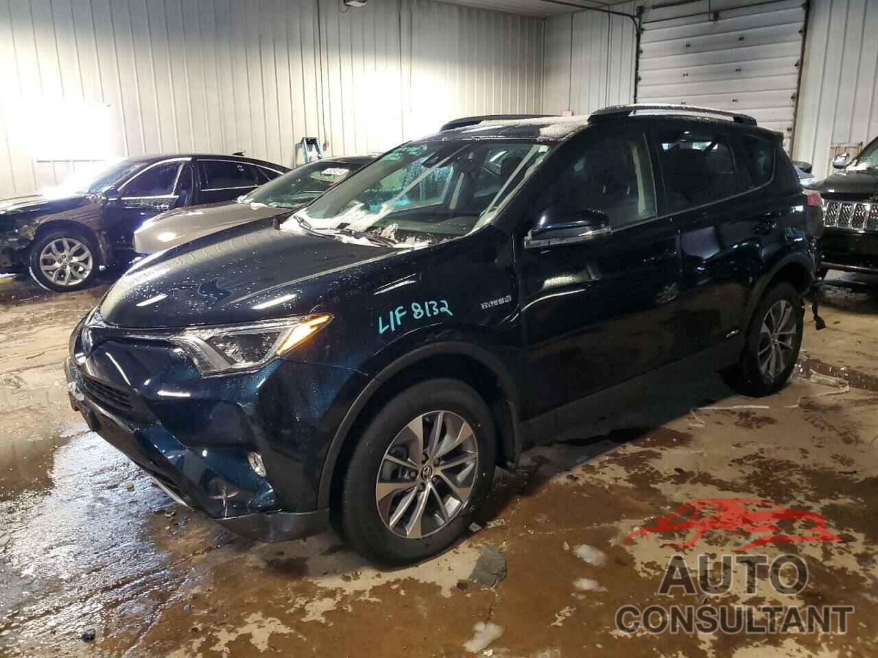 TOYOTA RAV4 2018 - JTMRJREV2JD233787