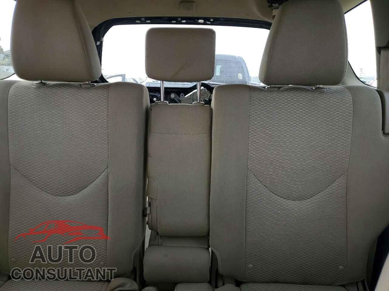 TOYOTA RAV4 BASE 2012 - 2T3BF4DV5CW224014