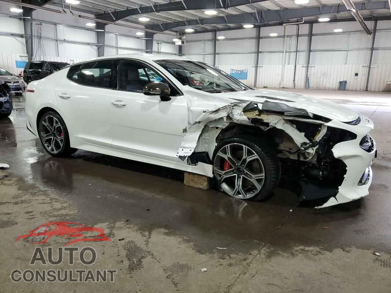 KIA STINGER 2020 - KNAE35LC1L6082657