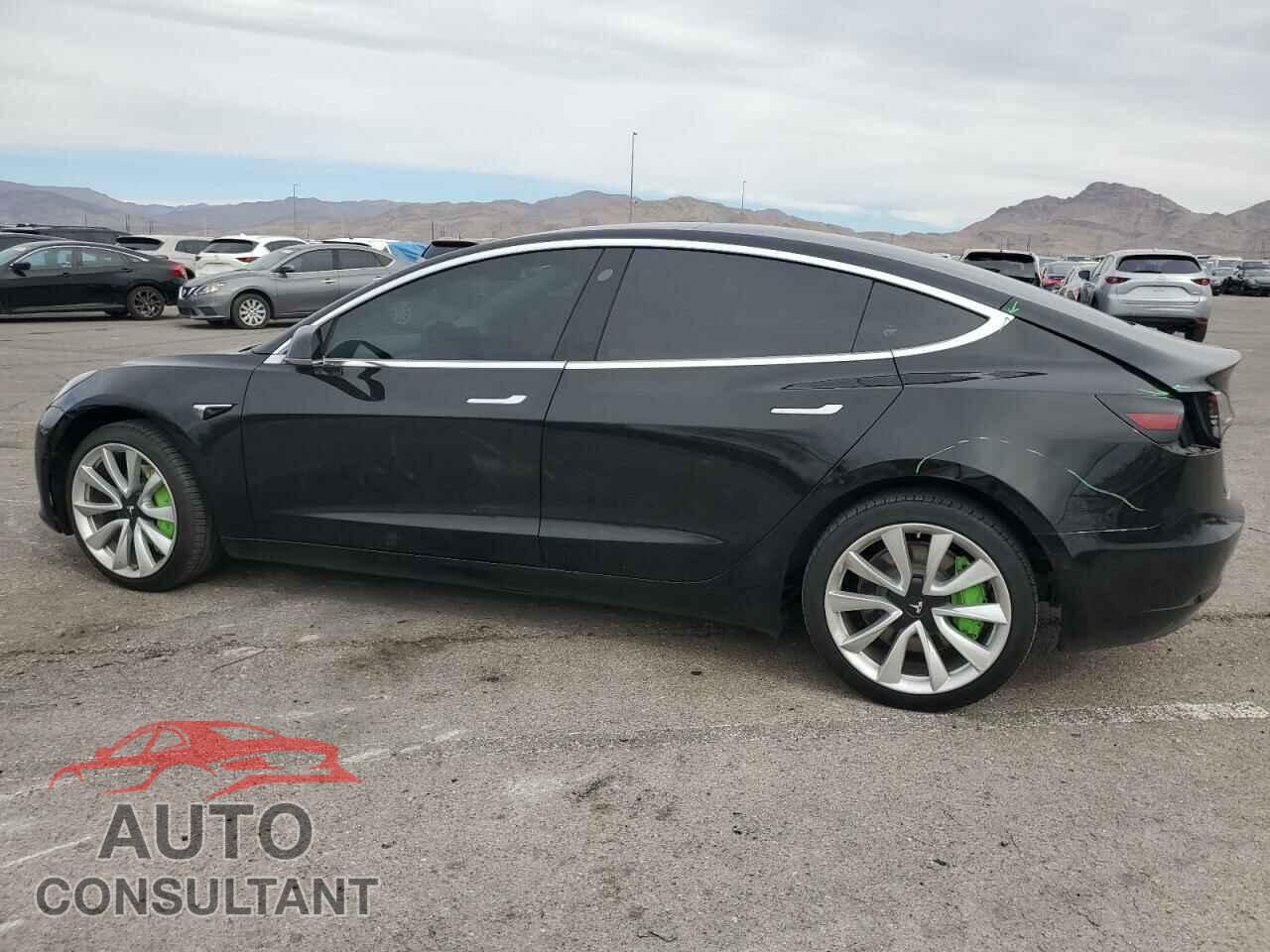 TESLA MODEL 3 2018 - 5YJ3E1EA8JF176092